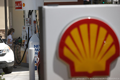 Shell-Tankstelle in den USA
 - San Rafael, APA/GETTY IMAGES NORTH AMERICA