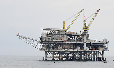 Ölpreise lassen Gewinne steigen - Huntington Beach, APA/AFP