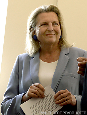 Ex-Außenministerin Karin Kneissl (
 - Wien, APA/HERBERT PFARRHOFER