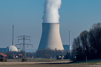 Streit über längere Laufzeiten der drei noch verbliebenen Atomkraftwerke
 - Essenbach, APA/dpa