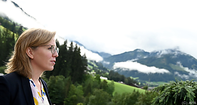 Österreichs Klimaministerin Leonore Gewessler
 - Alpbach, APA