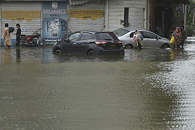Die Klimakrise machte sich besonders in Asien bemerkbar - Karachi, APA/AFP