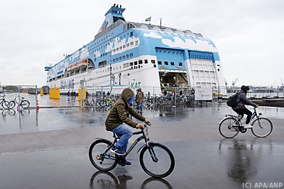 In Venedig konnte der Schadstoff-Ausstoß um 80 % vermindert werden – Amsterdam, APA/ANP In Venedig konnte der Schadstoff-Ausstoß um 80 % vermindert werden - Amsterdam, APA/ANP