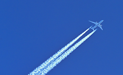 Auch langsameres Fliegen könnte Emissionen spürbar senken
 - Neuzelle, APA/dpa