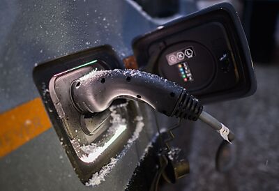 EU-Vorgaben zu CO2: Stromer werden günstiger, Verbrenner teurer
 - Laatzen, APA/dpa