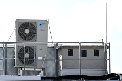 Nutzung von Klimaanlagen kann Klimawandel weiter ankurbeln
– Wien, APA/Schlager Nutzung von Klimaanlagen kann Klimawandel weiter ankurbeln
- Wien, APA/Schlager