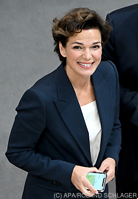 SPÖ-Chefin Pamela Rendi-Wagner
 - Wien, APA/ROLAND SCHLAGER