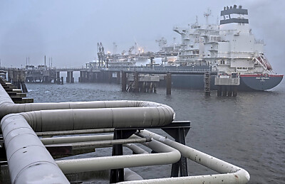 Zwei weitere Terminals sollen bald Betrieb den aufnehmen
 - Wilhelmshaven, APA/AFP/AP