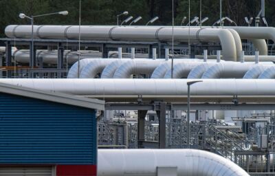 Nord Stream 2 wurde fertig gebaut, ging aber nie in Betrieb
– Lubmin, APA/dpa Nord Stream 2 wurde fertig gebaut, ging aber nie in Betrieb
- Lubmin, APA/dpa