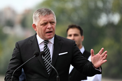 Slowakischer Ministerpräsident Robert Fico
– Esztergom, APA/AFP Slowakischer Ministerpräsident Robert Fico
- Esztergom, APA/AFP