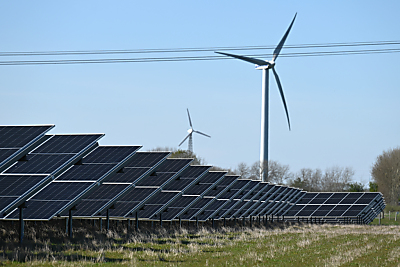 PV und Windkraft könnten profitieren
 - Hjolderup, APA/AFP