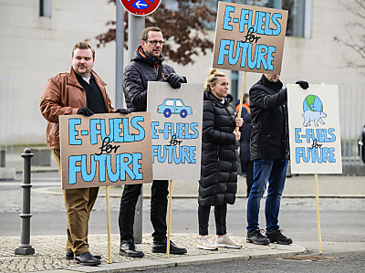 Debatte über eFuels geht weiter
 - Berlin, APA/AFP