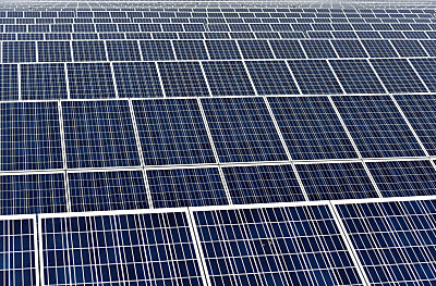 Der Solarpark hat eine Leistung von 650 Megawatt (Symbolbild)
 - Bitterfeld-Wolfen, APA/dpa-Zentralbild