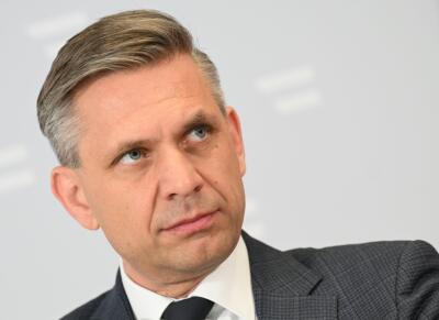 Hattmannsdorfer fordert Technologieoffenheit
 - Wien, APA/HELMUT FOHRINGER
