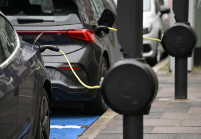 Immer mehr E-Autos tummeln sich auf den Straßen/Archivbild
 - Frankfurt/Main, APA/dpa