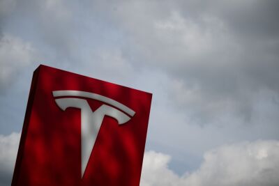 Tesla-Anteil am US-Markt für Elektroautos unter 40 Prozent gefallen
 - Berlin, APA/dpa