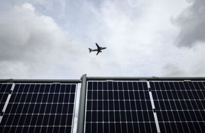 Photovoltaik-Höhenflug hält an
 - Frankfurt/M