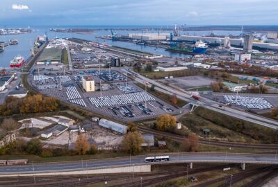 Wasserstoff soll von Saudi-Arabien zum Hafen Rostock kommen
– Rostock, APA/dpa Wasserstoff soll von Saudi-Arabien zum Hafen Rostock kommen
- Rostock, APA/dpa
