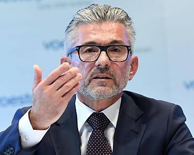 Voest-Chef Herbert Eibensteiner beklagt hohe Stromkosten
 - Wien, APA/HELMUT FOHRINGER