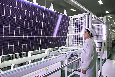 Chinas Solarindustrie stellt alles in den Schatten
 - Lianyungang, APA/AFP