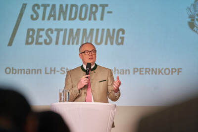 Landeshauptfrau-Stellvertreter Stephan Pernkopf
– St Landeshauptfrau-Stellvertreter Stephan Pernkopf
- St